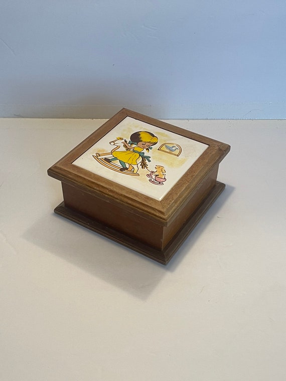 Vintage wood and tile jewelry trinket box, vintage