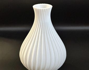 Sale Item!!! 3D Printed Modern Vase – Elegant Vertex for Minimalist Decor, Shelf or Table Accent