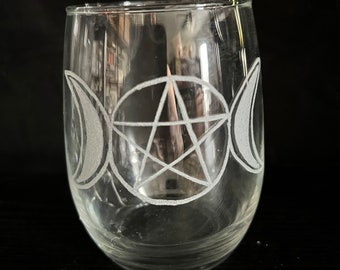 Triple Moon Goddess etched stemless wine glass. Choose your own color and design! perfect handmade gift, you choice,Wiccan design, Goddess
