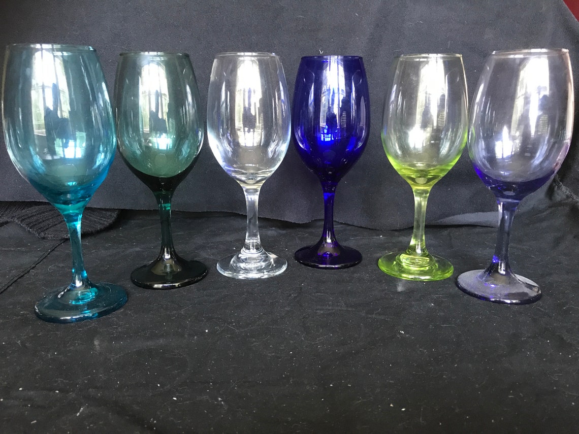 Seahorse hand etched wine glass Seahorse sealife horse Etsy