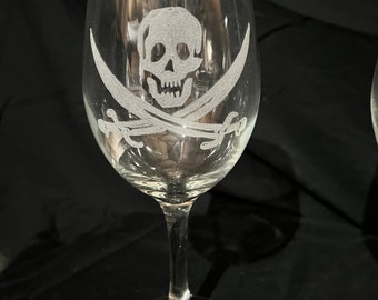 Jolly Roger Pirate stemmed wineglass, pirate, wine, skull and crossed swords glass