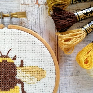 Cross stitch kits, bee, honeybee, save the bees, cross stitch patterns, embroidery kits, embroidery patterns, easy cross stitch, small gift image 3