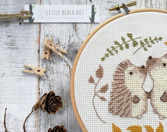 Hedgehog cross stitch pattern, PDF pattern, kissing animals, embroidery pattern, cross stitch guide, modern embroidery, love, wedding gift