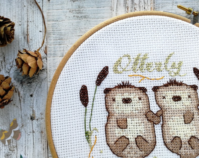 Otters cross stitch pattern, needlework pattern, otters holding hands, otters cross stitch, wedding gifts, cute cross stitch, easy pattern