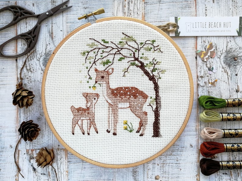 Cross stitch kit, embroidery kits, Deer parent and baby, mother and daughter gift, sewing kit, deer cross stitch patterns, easy cross stitch 画像 1