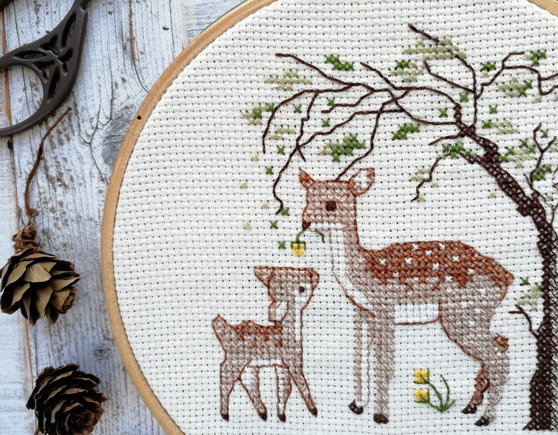 Cross stitch kit, embroidery kits, Deer parent and baby, mother and daughter gift, sewing kit, deer cross stitch patterns, easy cross stitch 画像 3