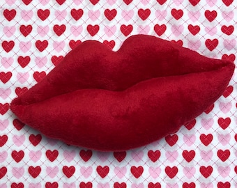 ITH Lips Pillow  embroidery design file for use with an embroidery machine, Valentine's Day