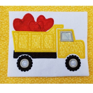 Valentine Dump Truck applique borduurontwerp, Valentine applique ontwerp voor gebruik met een borduurmachine