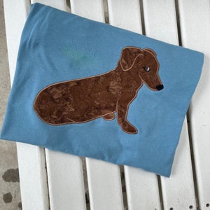 Dachshund giving puppy dog eyes appliqué design download for embroidery machine, Weiner dog, weenie, doxie