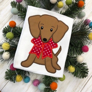 Dachshund with a Bow Christmas Gift applique embroidery design download for embroidery machine