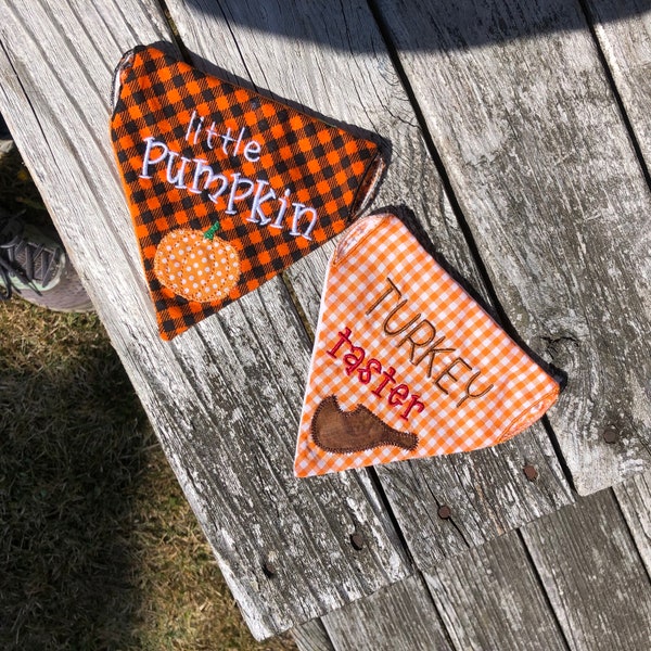 ITH Thanksgiving Bandanas embroidery design set of 2 for use with an embroidery machine