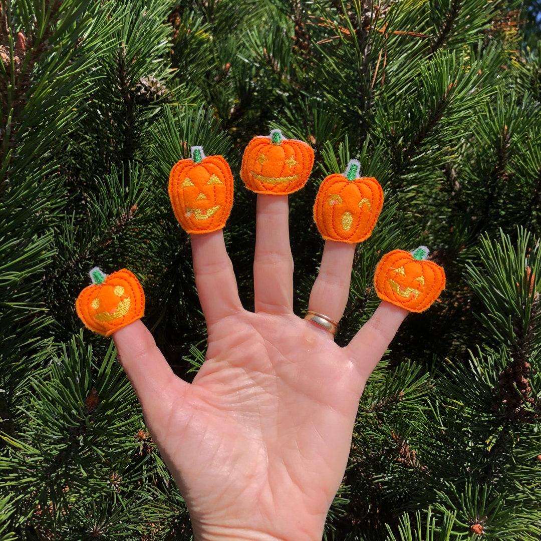 ITH Pumpkin Finger Puppets Set of 5 Embroidery Design File for Use With