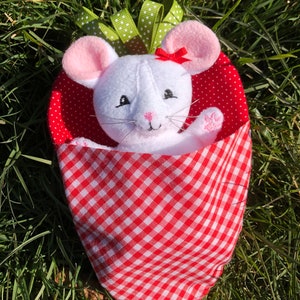 ITH Strawberry Field Mouse Plushie embroidery design file for use with an embroidery machine