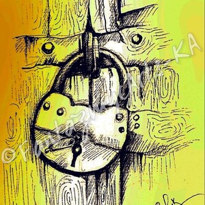 Könnte beinhalten: Eine Schwarzweiß-Zeichnung eines Vorhängeschlosses an einer Holztür. Das Vorhängeschloss hat die Form eines Herzens und ein Schlüsselloch. Die Tür besteht aus Holzbrettern und hat einen gelben und grünen Hintergrund.