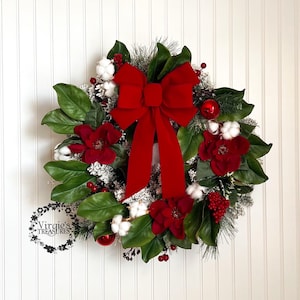 Flocked Christmas Wreath, Christmas Wreath, Winter Wreath, Holiday Wreath, Magnolia Wreath, Front Door Wreath, Holiday Floral Wreath