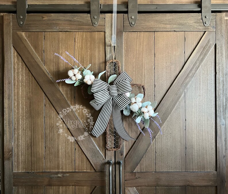 Chicken Wire Cross Metal Wall Decor Cross Wreaths Cross Door Etsy