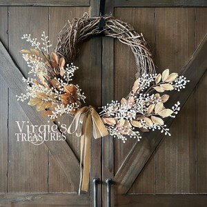 Berry and Laurel Wreath / Fall Wreath / Cream Berry Wreath / Laurel Wreath / Fall Wreath for Front Door / Berry Wreath / Front Door Wreath