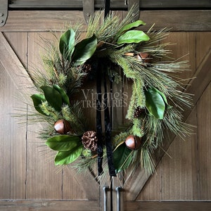 Winter Pine Wreath-Christmas Wreath-Holiday Winter Wreath-Rustic Winter Greenery Wreath-Pine Wreath-Cabin Winter Wreath-Magnolia Wreath
