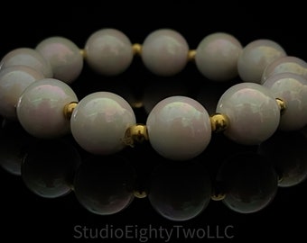 Iridescent Pearl and Gold Bead Bracelet