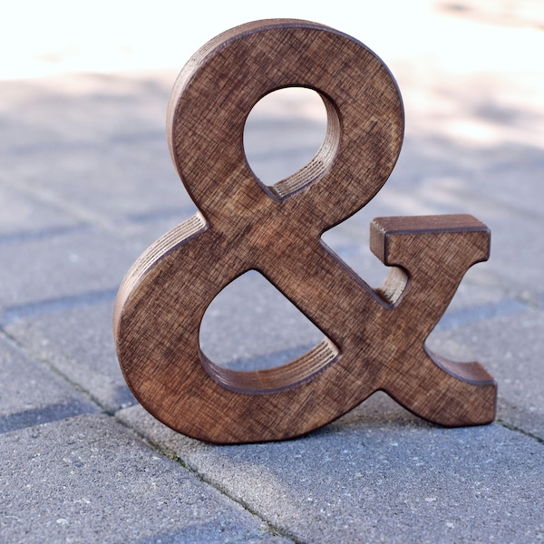 Holz-Ampersand, freistehender Holzbuchstabe, Ampersand, Valentinstag oder Hochzeitsgeschenk, Heimdekoration, 5. Hochzeitstag