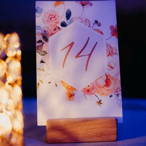 25 houten kaarthouders voor bruiloft en feest, doe-het-zelf rustieke tafelnummerhouders, bruiloftsdecor, café, restaurant tafelnummerhouder