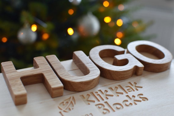 Pequeñas letras de madera de roble Letras de madera natural para guardería  o decoración del hogar Regalo de baby shower Decoración de boda rústica  Decoración de regalo de Navidad Juguete ecológico 
