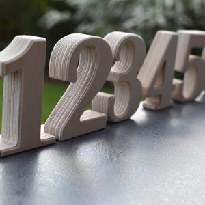 VENTE ! Numéros en bois de 1 à 10 5 pouces, numéros de table de mariage sur pied pour décorations, numéros de table de café ou de restaurant, accessoires de chambre de bébé ou de photo image 2