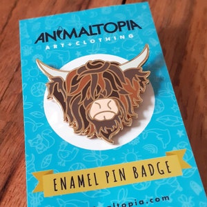 Highland Cow Enamel Pin Badge - Hard Gold Enamel Highland Cow Badge, Highland Cow Lapel Pin, Cute Quirky Highland Cow Gift