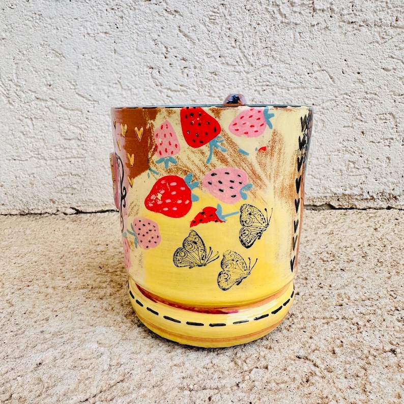 Butterfly Mug, Pastel Shade, Gift for Sister in Law, Unicorn Vibes, Gold Bug, Handmade Ceramic, Made in Italy, Artistic Coffee Cup