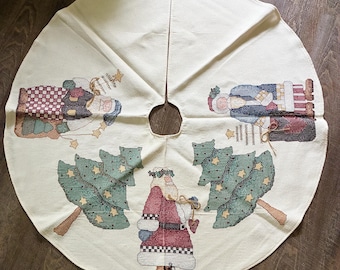 Handmade needlepoint Christmas Tree Skirt 40” Santa Claus Christmas tree  nostalgic grandma core