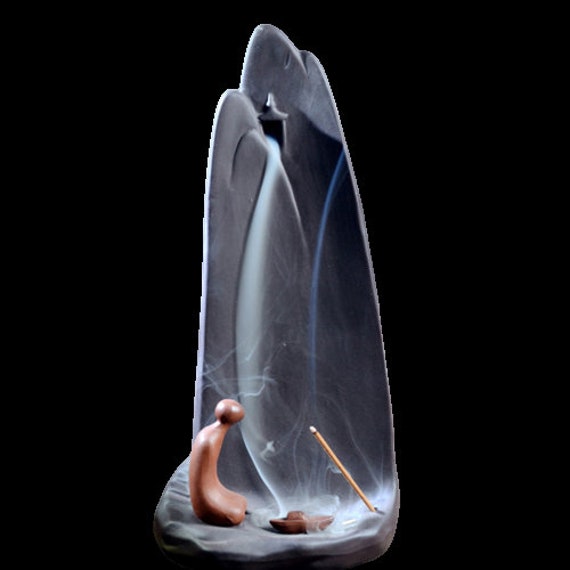 Contemplation Cascade A Encens