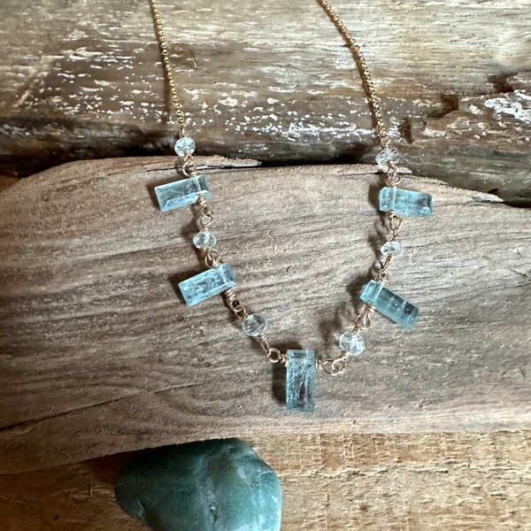 Kyanite and aquamarine gemstone gold pendant necklace