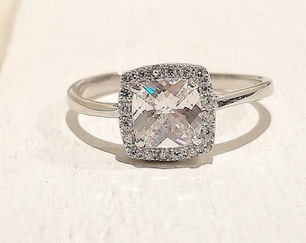 Bague Cz transparente « diamant » taille coussin avec halo en argent sterling 925 - Bague de promesse - Cadeau parfait - Pierre de naissance d'avril