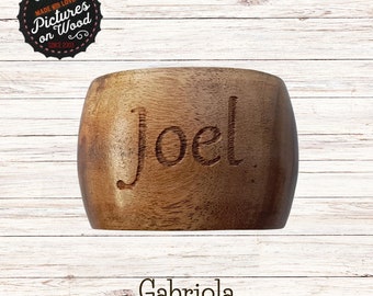 Engraved Wooden Napkin Rings: Personalized Wedding Favors, Christmas Dining