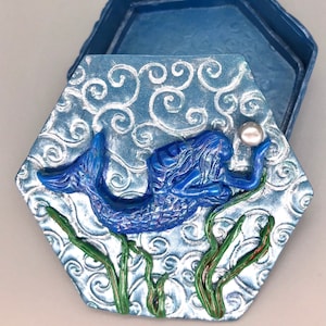Mermaid Trinket Box – Handmade Polymer Clay Lidded Box, Jewelry Storage, Ocean-Inspired Gift, Small Decorative Mermaid Box