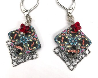 Vintage Floral Dangle Earrings: Elegant Black & Red Statement Jewelry, Perfect Gift for Her