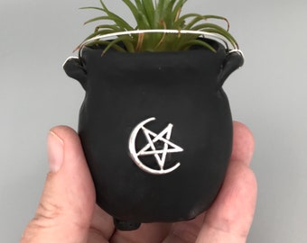 Handcrafted Miniature Cauldron Incense Holder: Polymer Clay Wiccan Meditation Decor for Witchy Ambiance