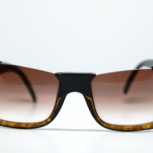 Lunettes de soleil vintage CHRISTIAN DIOR occhiali da sole sonnebrille lunettes de soleil mod.2396 fabriquées en AUTRICHE New Old Stock des années 1980