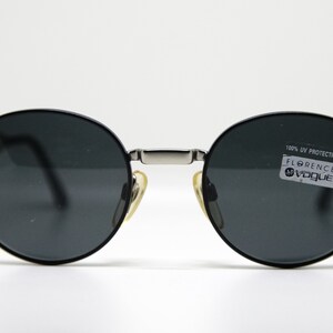 Vintage round sunglasses VOGUE 3152  occhiali da sole sonnebrille lunettes gafas de sol eyewear  made in Italy NOS 1990&#39;s circa