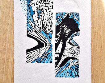 Impression linogravure abstraite miniature : art en relief noir et bleu