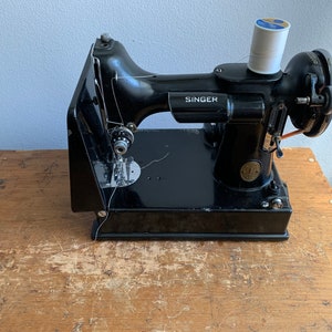 SINGER 221-1 フェザーウェイトミシン キャリングケース付き