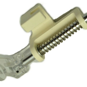 Singer Nähmaschine Darning Foot Low Shank #4021P