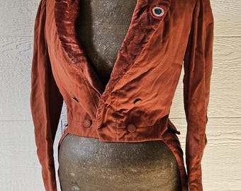 antique French, early 19th century, red wool hunt coat redingote  tailcoat c. 1810-20
