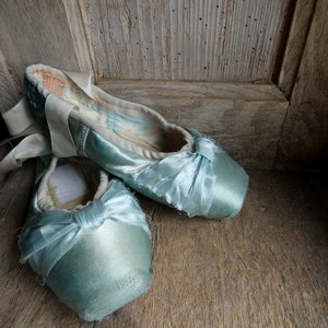Vintage soft blue ballet pointe shoes | Etsy