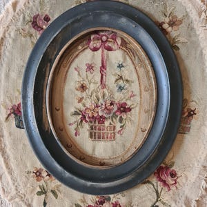 antique French tapestry aubusson fragment chair cover medaillon flowers 18th century