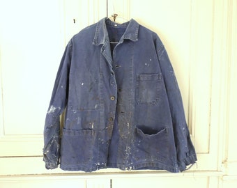 Vintage 1940s 40s French chore jacket patched workwear faded indigo blue cotton work worker workwear