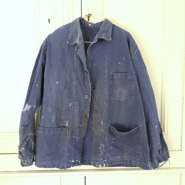 Vintage 1940s 40s French chore jacket patched workwear faded indigo blue cotton work worker workwear