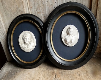 Two Antique Framed Grand Tour Intaglios Plaster Medaillions cames in oval antique french frames