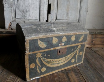 antique french 18th century  hand painted wedding chest Normandy  coffret marriage