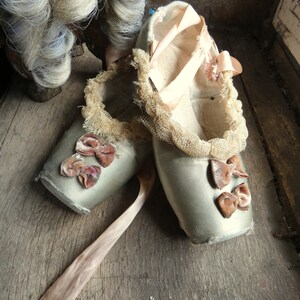 vintage ballet pointe shoes image 2